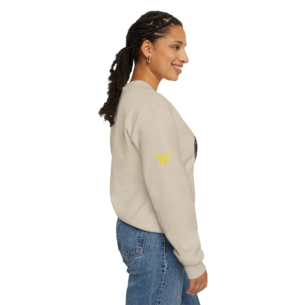 Goosenekk Hustlers Crewneck Sweatshirt | Vintage Car Street Scene, White